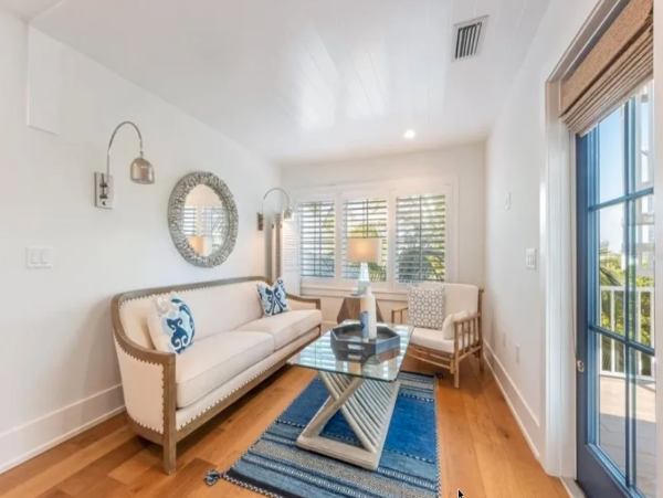 Walk to Beach Canal-Front Retreat in Anna Maria Island